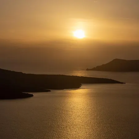 Villa Magical Santorini - 1 Bedroom - Nereid - Beautiful Sea Views And Private Jacuzzi -